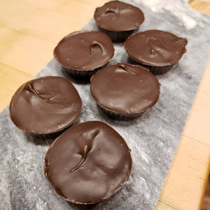 MAPLE CREAM FILLED CHOCOLATE CUPS